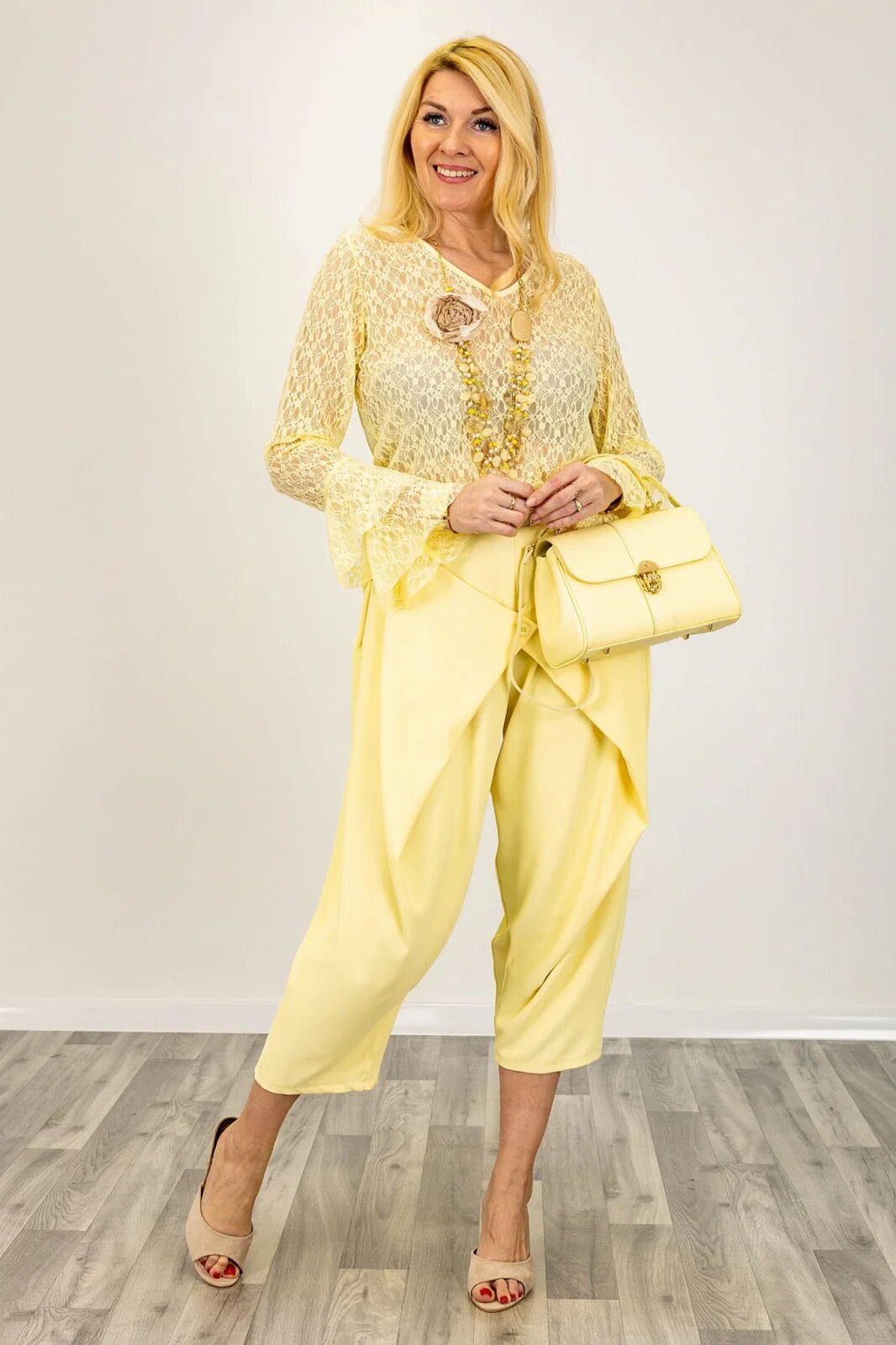 Shopika Bluza eleganta din dantela fina cu maneci evazate bluza transparenta chic galbena