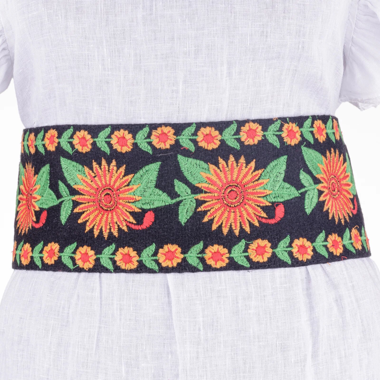 Shopika Brau traditional romanesc cu broderie floarea soarelui