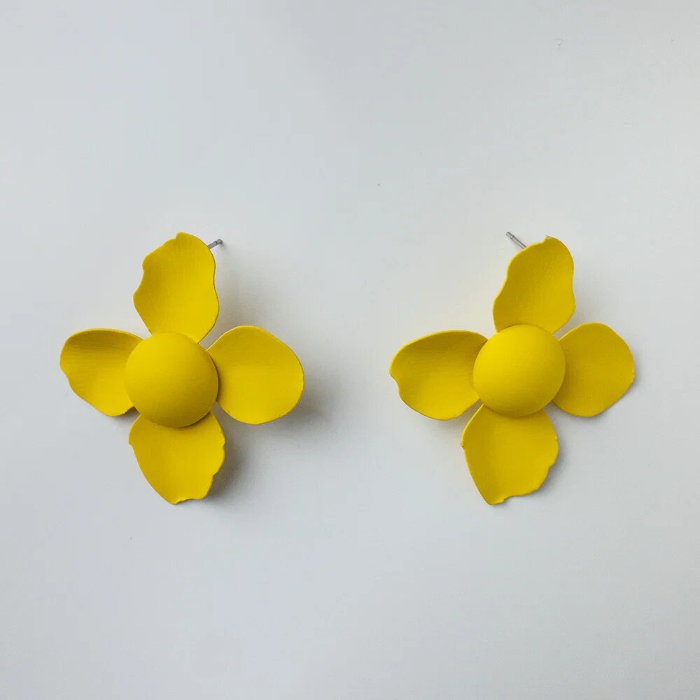 Shopika Cercei in forma de floare cu patru petale galben mat