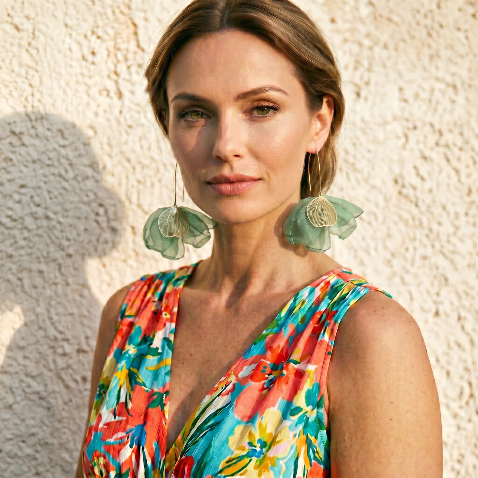 Shopika Cercei statement tip floare cu detalii aurii din matase stil elegant de vara verde salvie