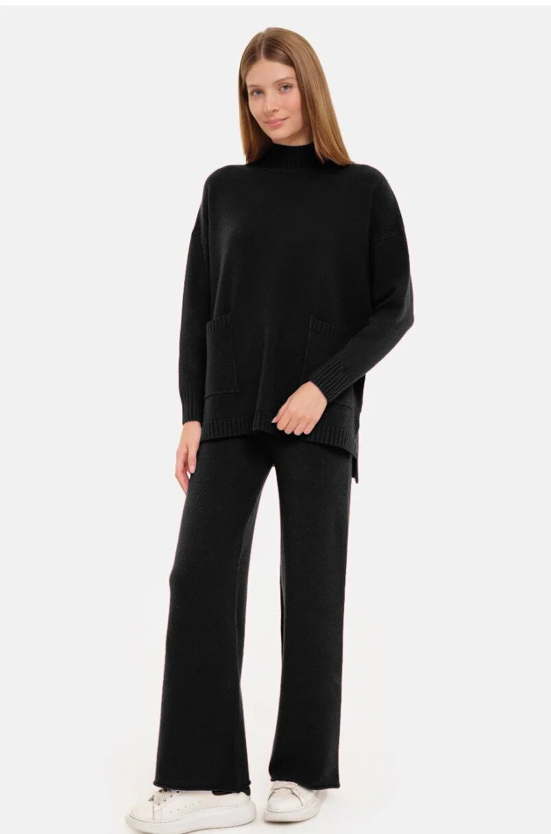 Shopika Compleu cu pantaloni si pulover cu gat semiinalt si buzunare din tricotaj fin negru