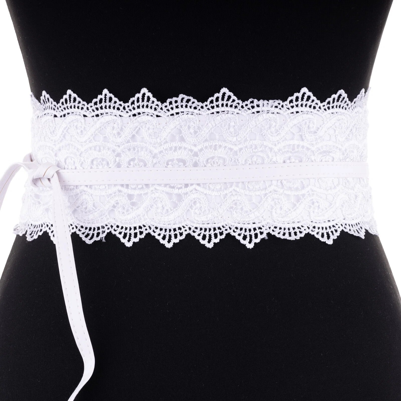 Shopika Curea lata de 10 cm petrecuta alba cu aplicatie din broderie textila