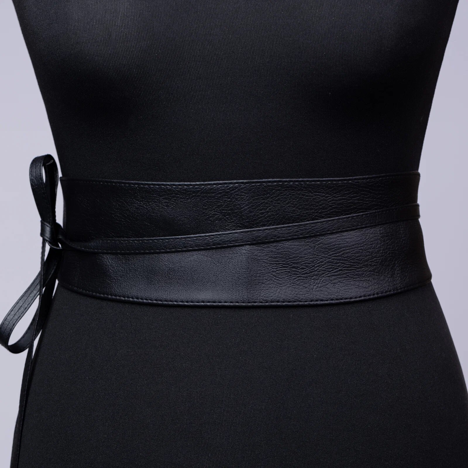 Shopika Curea lata petrecuta neagra din piele ecologica
