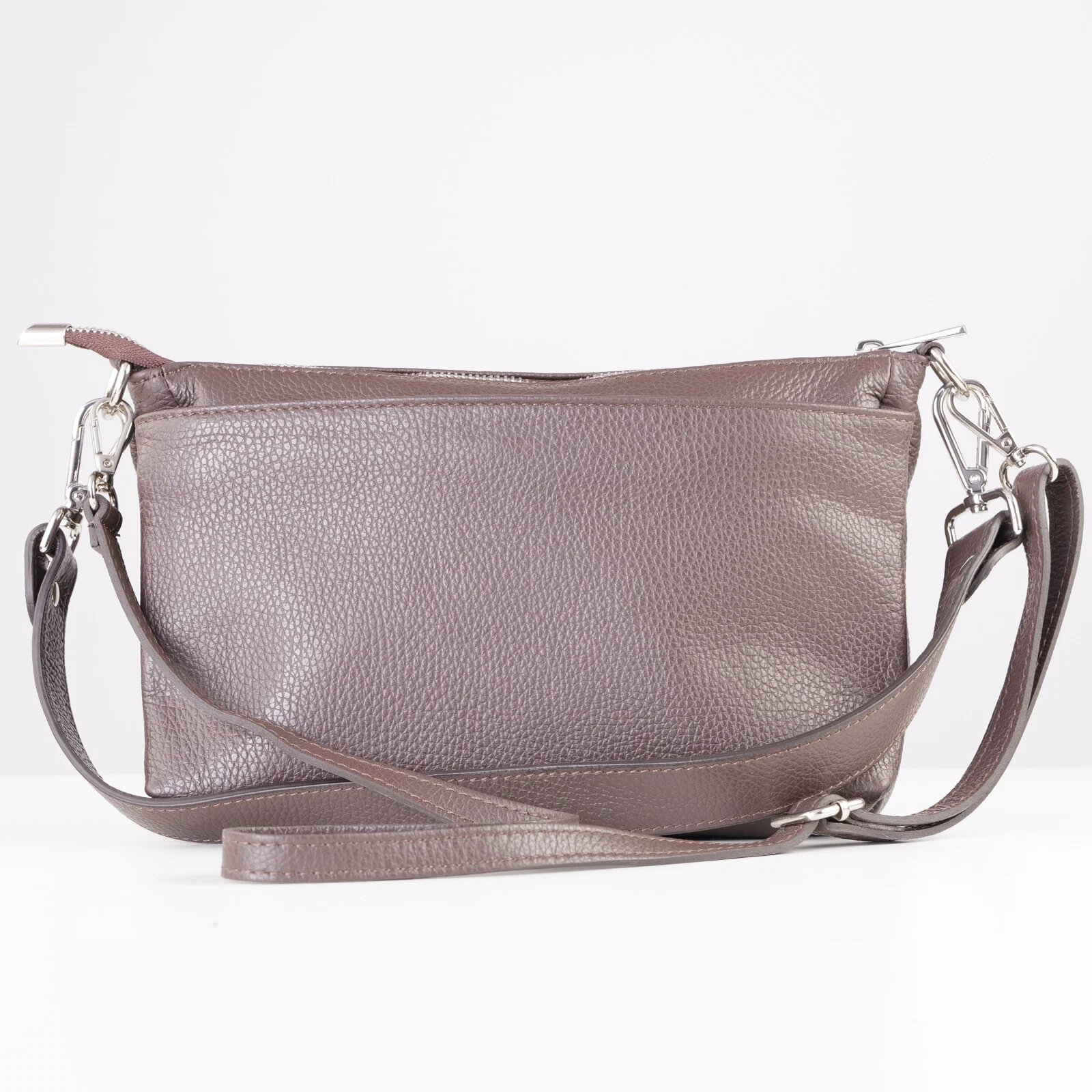 Shopika Geanta crossbody cu trei compartimente din piele naturala maron ciocolata