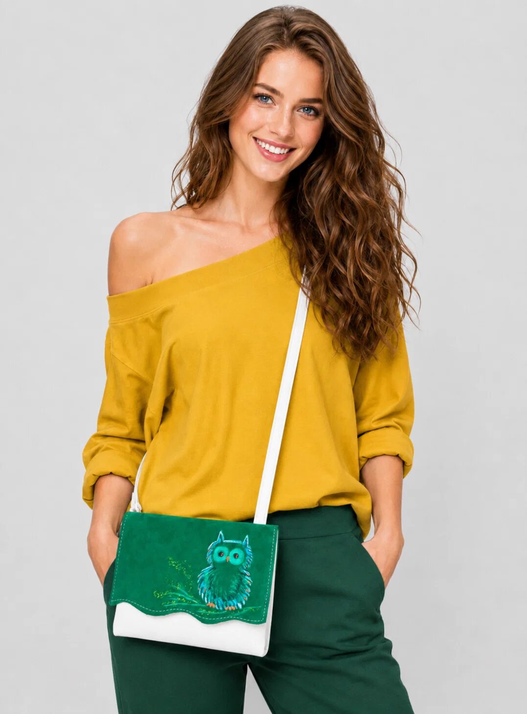 Shopika Geanta crossbody handmade cu bufnita pictata din piele naturala
