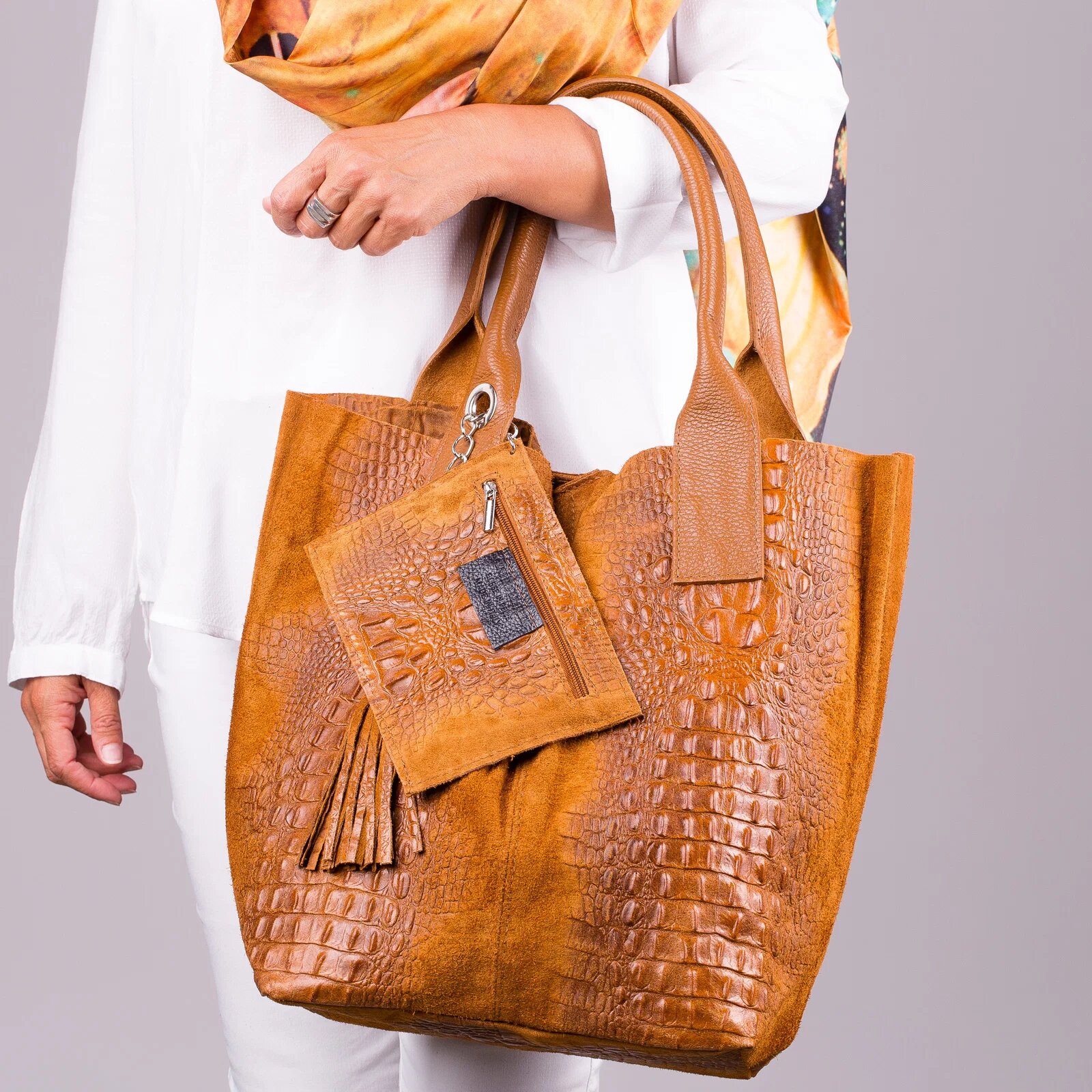 Shopika Geanta shopper camel din piele intoarsa naturala