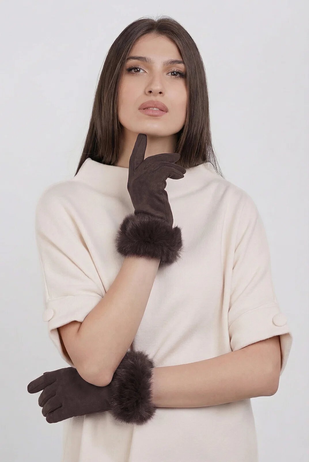 Shopika Manusi dama din material textil catifelat cu blanita naturala de iepure maro