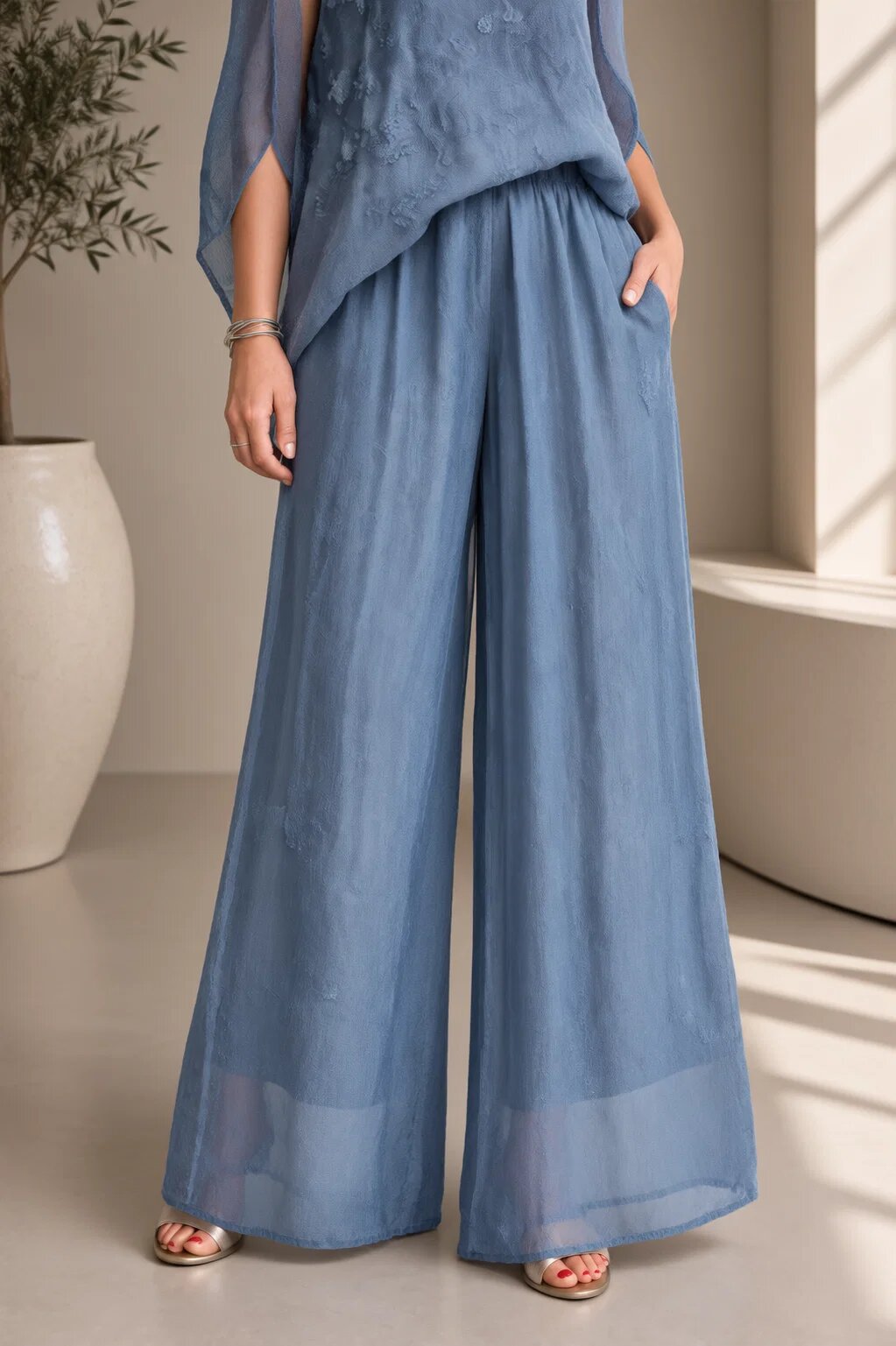 Shopika Pantaloni dama eleganti largi din matase si vascoza cu dublura albastru jeans usor prespalata