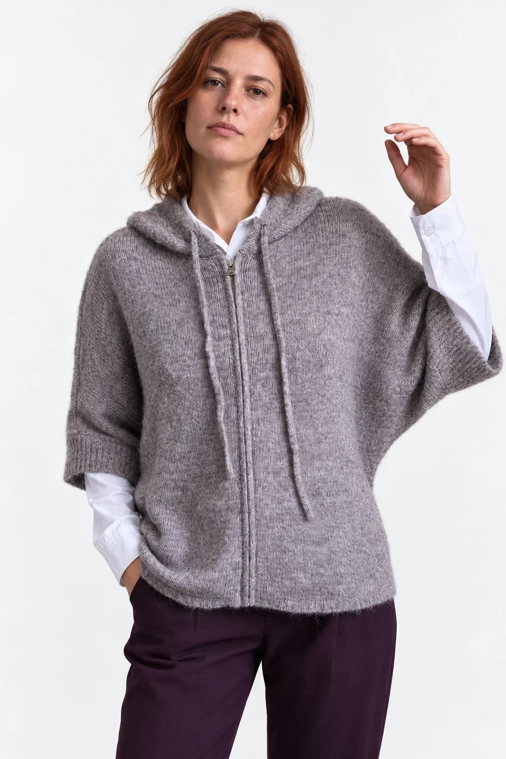 Shopika Pulover versatil cu maneca fluture fermoar si gluga bej cu amestec de lana si mohair
