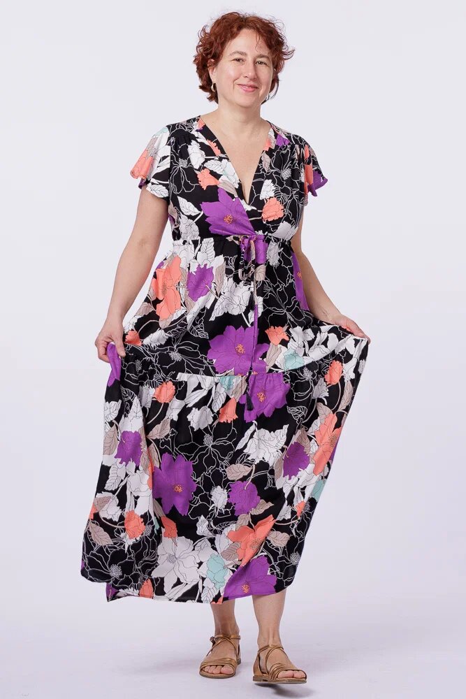 Shopika Rochie cu bust petrecut si imprimeu floral pe fond negru