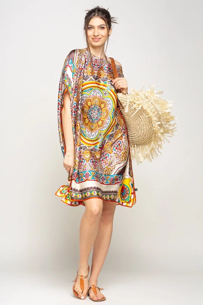 Shopika Rochie de plaja tip poncho din matase cu mandala centrala in chenar bej si caramiziu