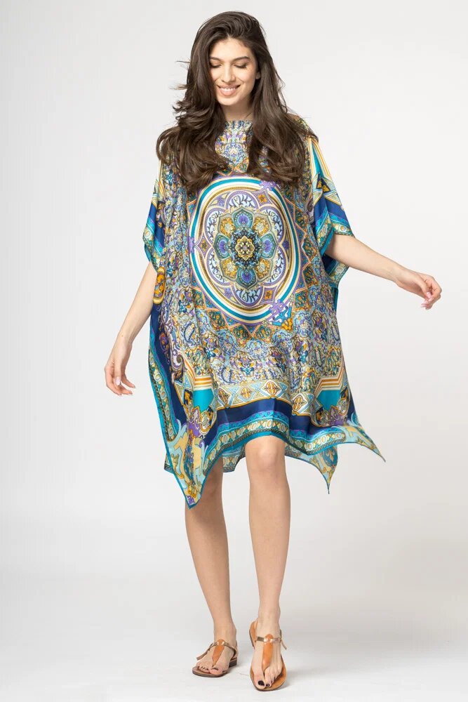Shopika Rochie de plaja tip poncho din matase cu mandala centrala pe fond albastru