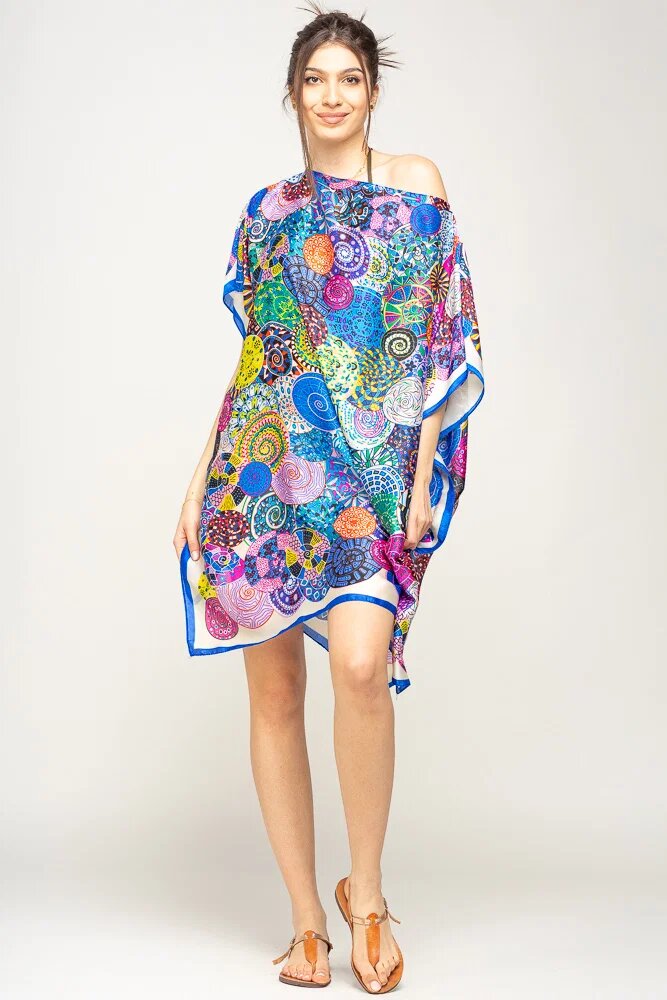Shopika Rochie de plaja tip poncho din matase imprimat cu mandale multicolore cu albastru si alb pe margine