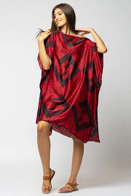 Shopika Rochie de plaja tip poncho din matase imprimat cu model geometric rosu si negru