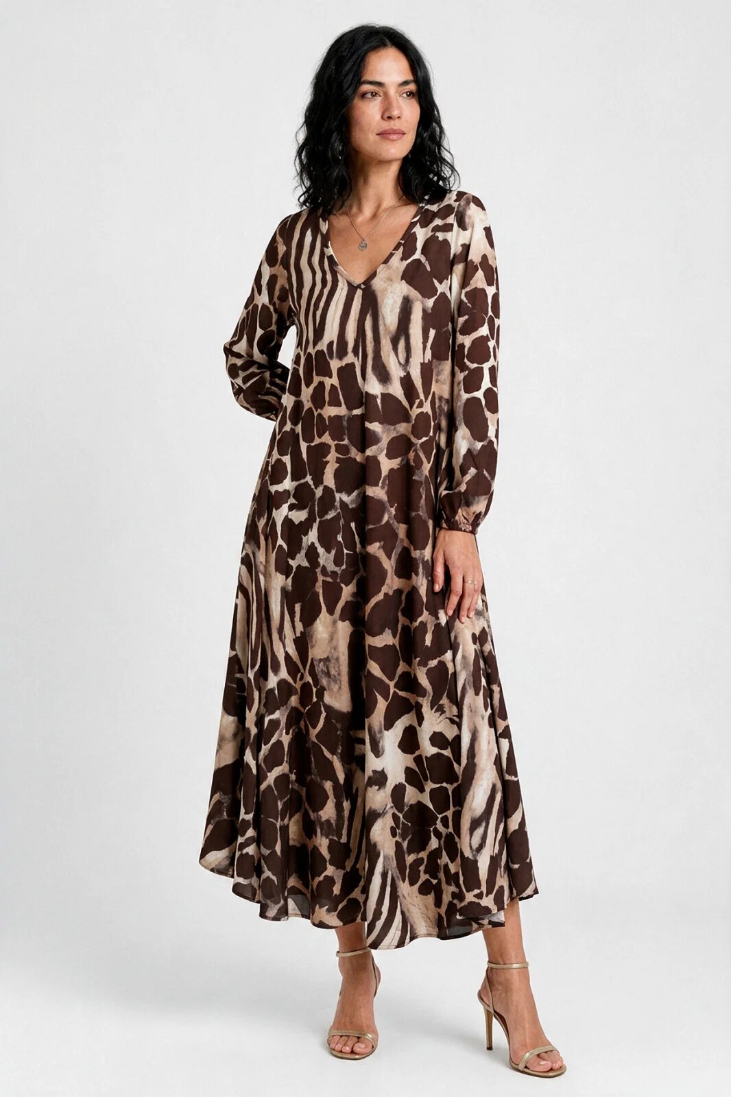 Shopika Rochie lunga din vascoza mata cu imprimeu animal print mixt maro