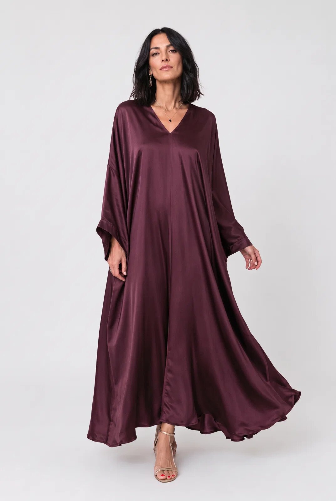 Shopika Rochie lunga tip caftan din satin cu matase si vascoza - bordo