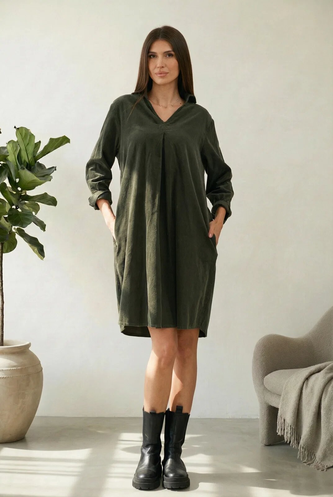 Shopika Rochie scurta tip camasa din catifea reiata verde kaki