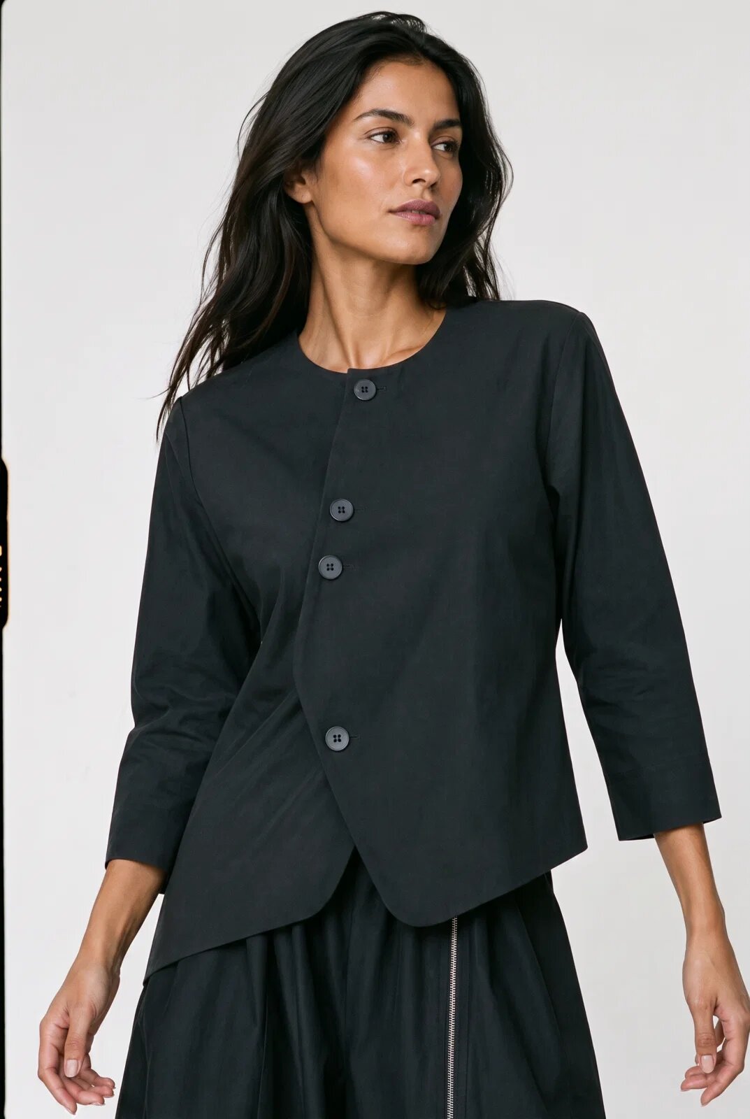 Shopika Sacou dama asimetric fara rever cu design arhitectural negru