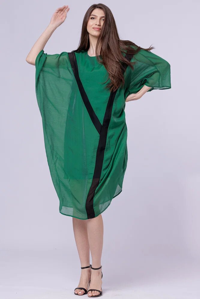 U See Rochie fluture oversize verde cu Y decorativ negru