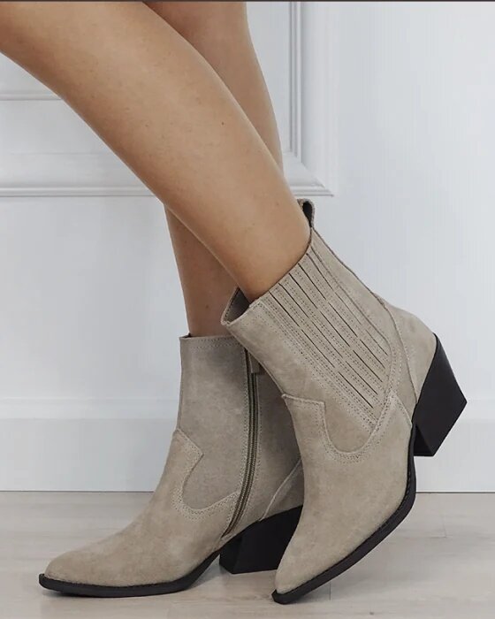 Ideal Shoes Botine din piele naturala tip ciocate bej 6350A 117