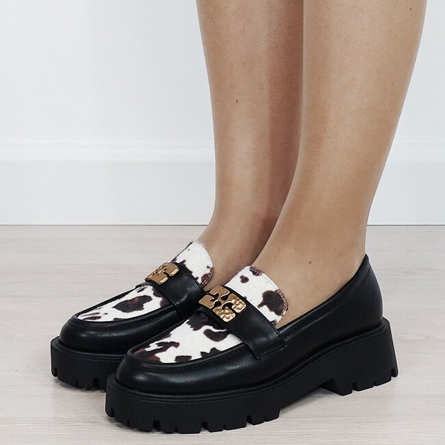 Ideal Shoes Mocasini negri tip loafers cu imprimeu vacuta texturat 1889 04