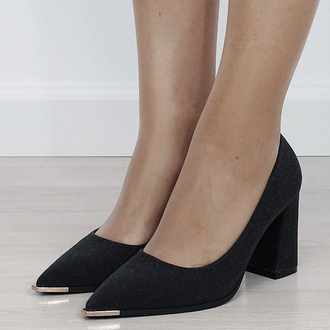 Ideal Shoes Pantofi eleganti negri cu sclipici D-1278 01