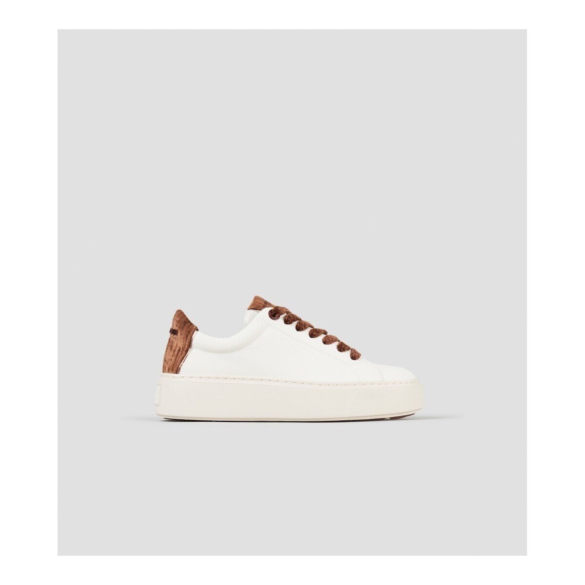 Alexander Smith Pantofi ALBELHW8415FCN