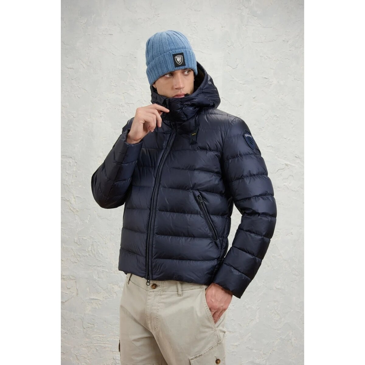 Blauer Îmbracaminte Acton