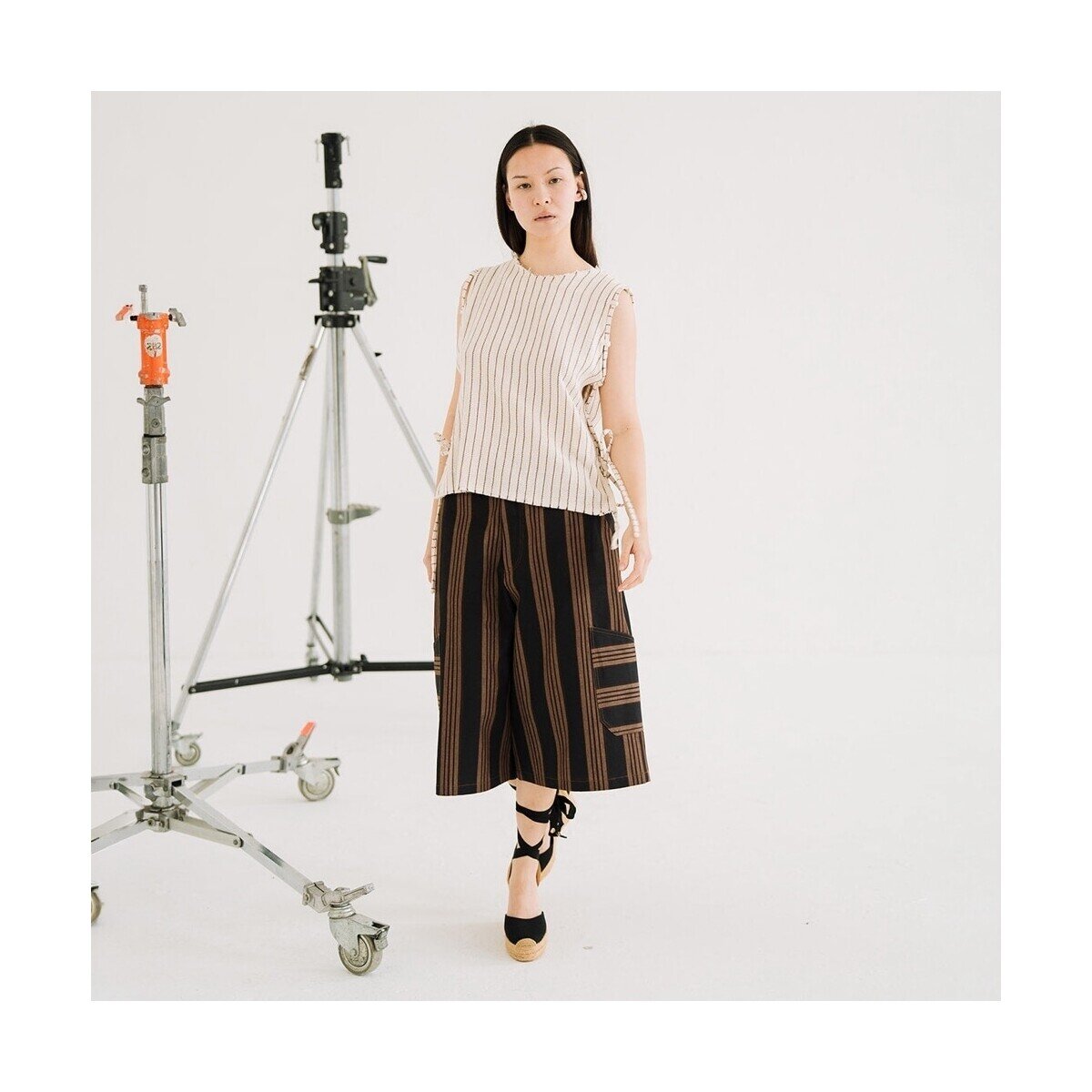 Mirakaya Îmbracaminte La Forme Vest - Cloud Dancer