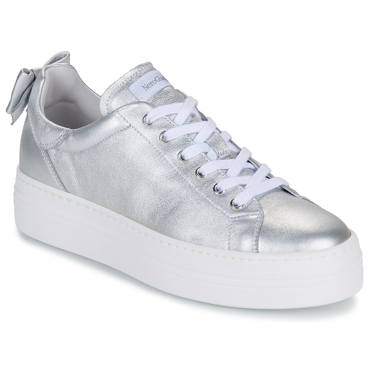 NeroGiardini Pantofi E513020D