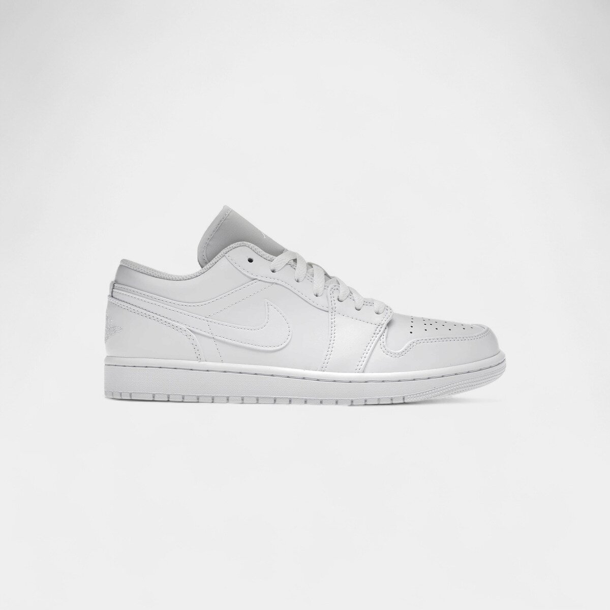 Nike Pantofi 1 Low Triple White