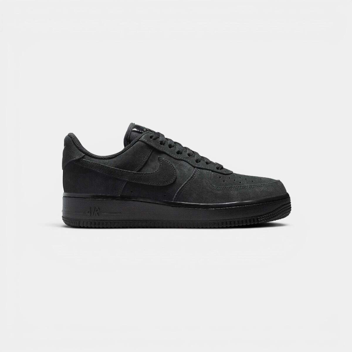 Nike Pantofi Air Force 1 '07 Triple Black (W)