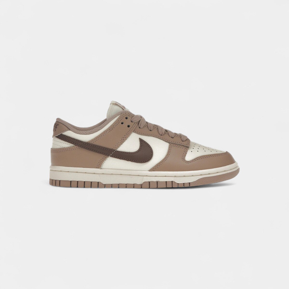 Nike Pantofi Dunk Low Sail Plum Eclipse (Women's)