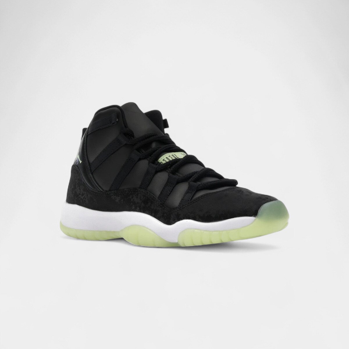 Nike Pantofi Jordan 11 Retro Black Barely Volt (GS)