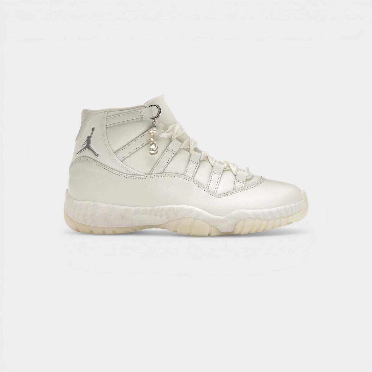 Nike Pantofi Jordan 11 Retro Pearl (Women's)
