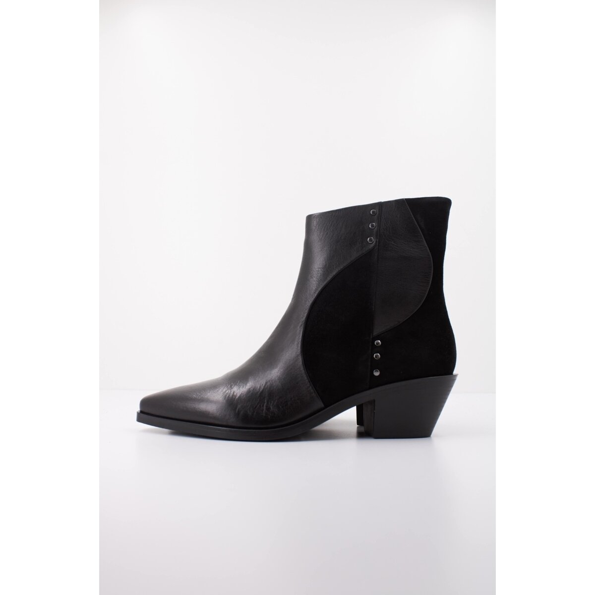 Regarde Le Ciel Pantofi Helly017945