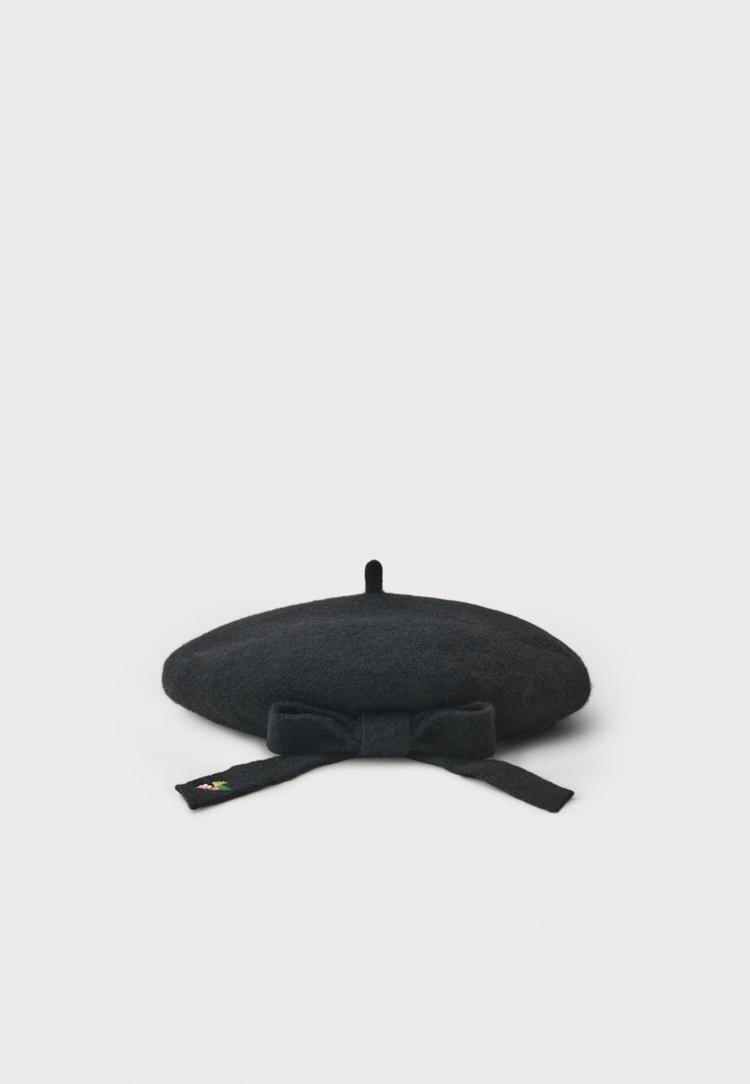 Stradivarius Beretă Cu Fundă Negru Os