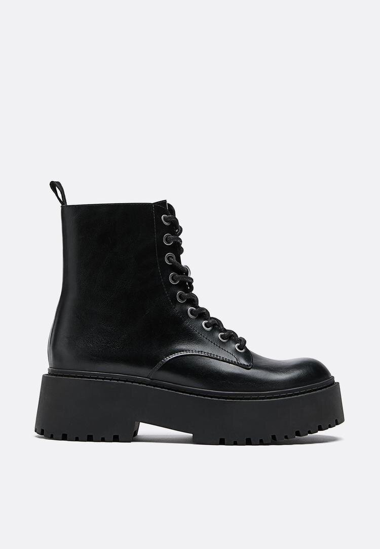 Stradivarius Botine Joase Cu Șireturi Negru 37