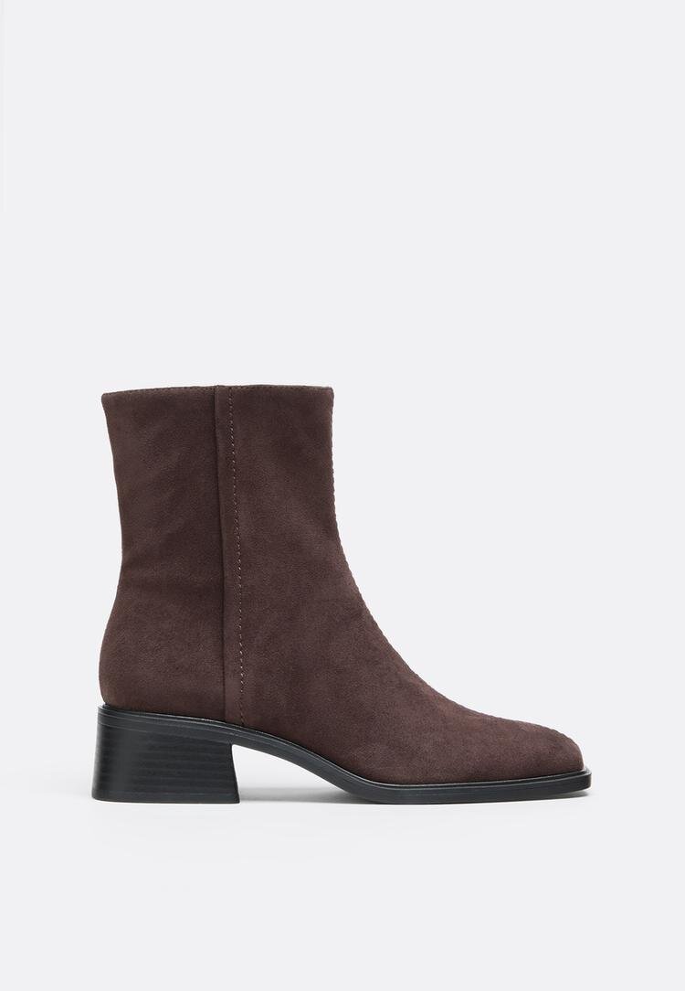 Stradivarius Botine Plate Cu Imitație Piele De Căprioară Maro 41