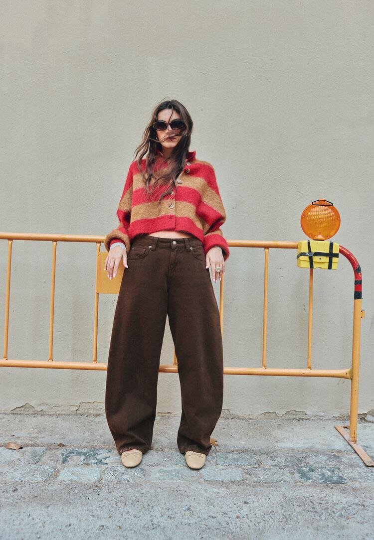 Stradivarius Cardigan Cu Dungi Și Guler Funnel Bej Xs