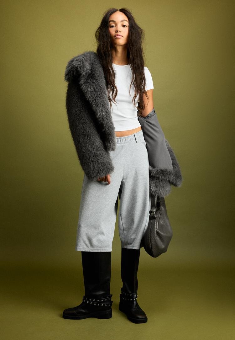 Stradivarius Geacă Scurtă Cu Guler Înalt Și Imitație De Blană Gri Marengo Xl