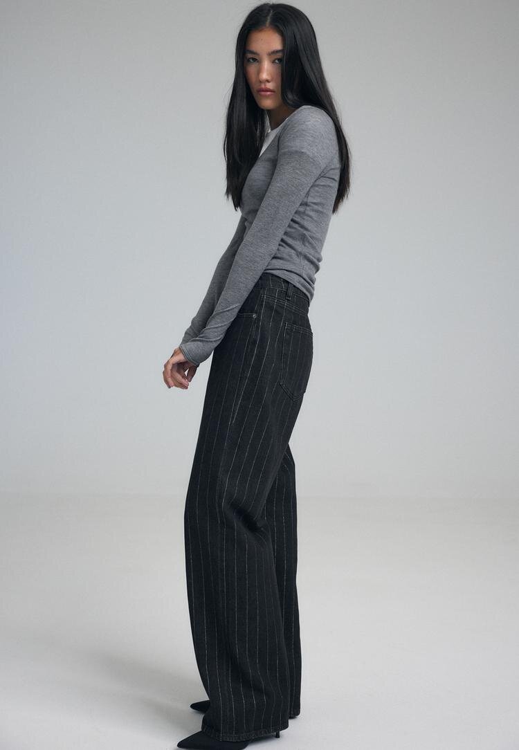 Stradivarius Jeans Straight Wide Cu Fir Metalic Negru Spălat 44