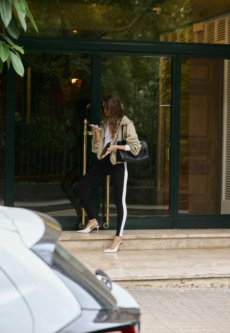 Stradivarius Leggings Cu Bandă Laterală Negru M