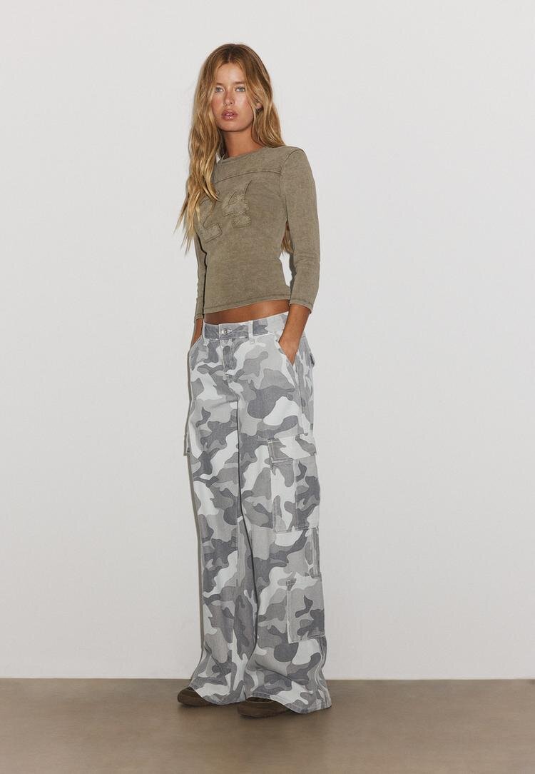 Stradivarius Pantaloni Cargo Cu Imprimeu Gri 38