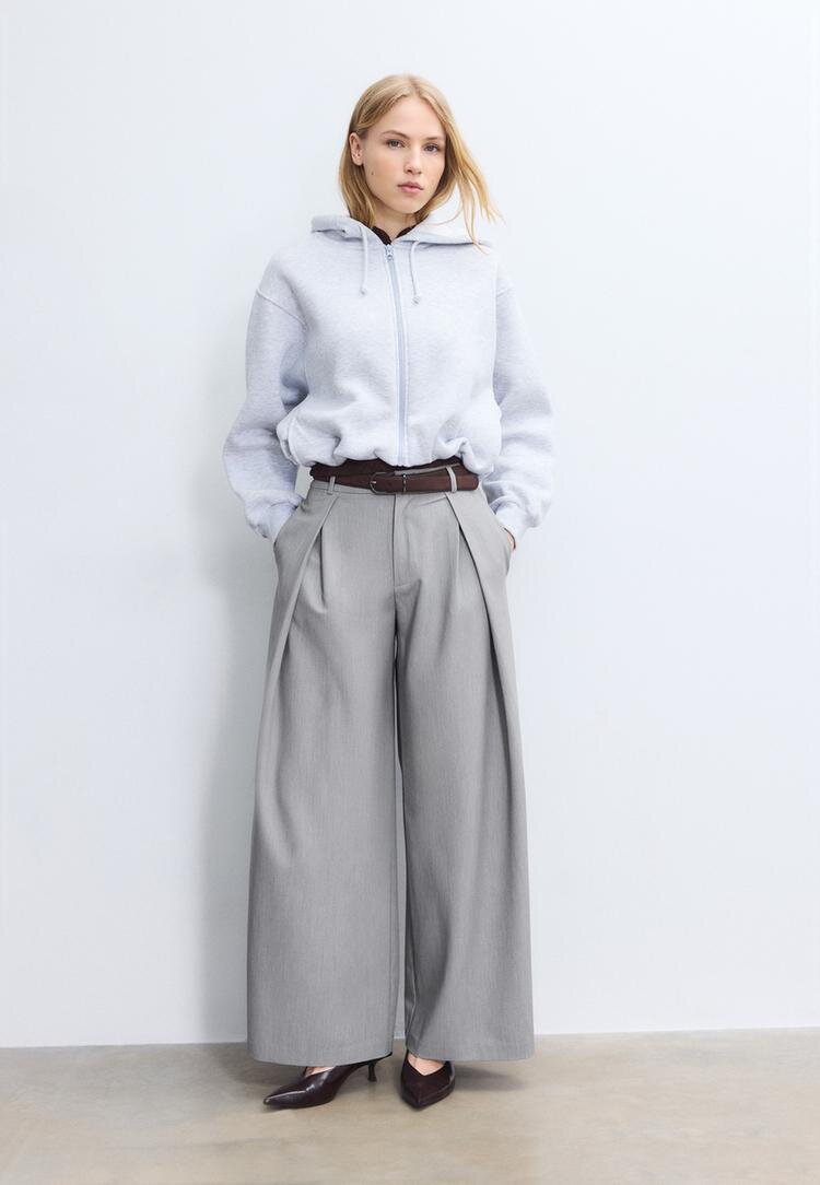 Stradivarius Pantaloni Cu Pense Maxi Și Curea Gri Melanj 32