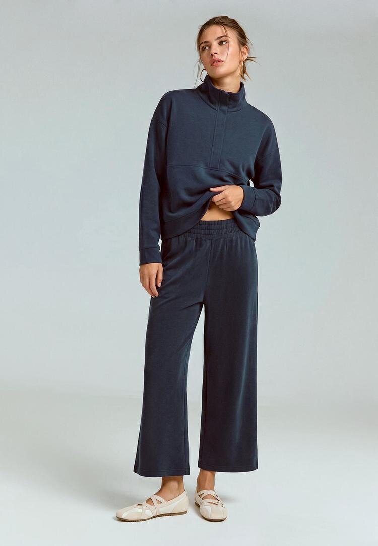 Stradivarius Pantaloni Culotte Fini La Atingere Bleumarin Închis Xs