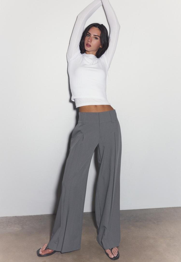 Stradivarius Pantaloni Eleganți Cu Pense Gri Închis 42