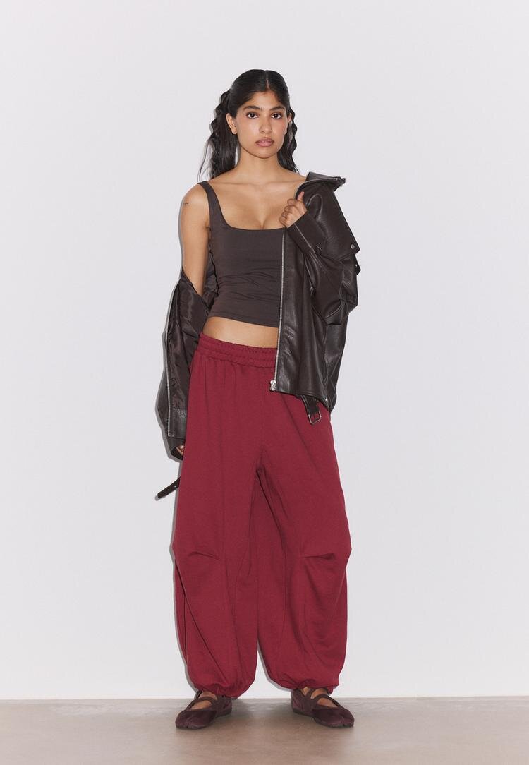 Stradivarius Pantaloni Jogger Balloon Fit Cu Stoppers Roșu Închis M
