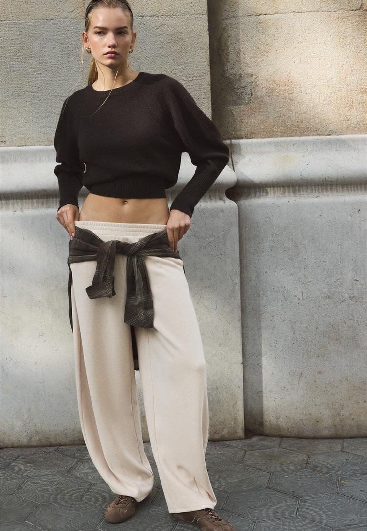 Stradivarius Pantaloni Jogger Barrel Cu Textură Moale Piatră M