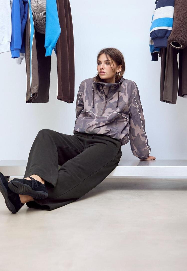 Stradivarius Pantaloni Jogger Drepți Cu Aspect Spălat Gri Marengo S